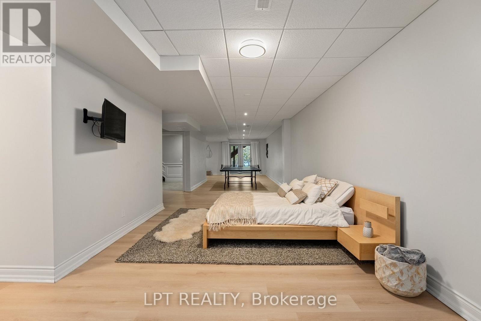 112 Tyler Street, Aurora, Ontario  L4G 2N3 - Photo 43 - N12938178