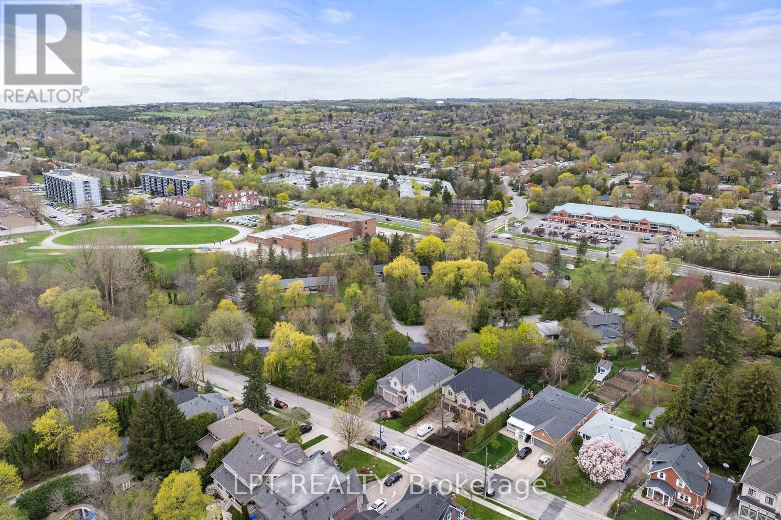 112 Tyler Street, Aurora, Ontario  L4G 2N3 - Photo 50 - N12938178