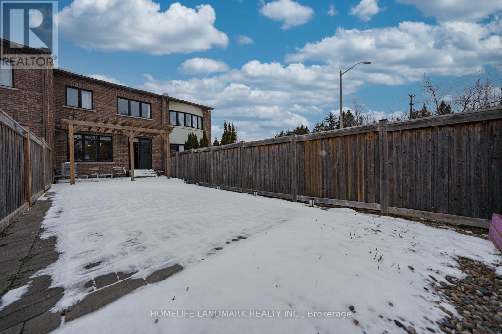 62 Helliwell Crescent, Richmond Hill, Ontario  L4E 1C7 - Photo 48 - N12938188