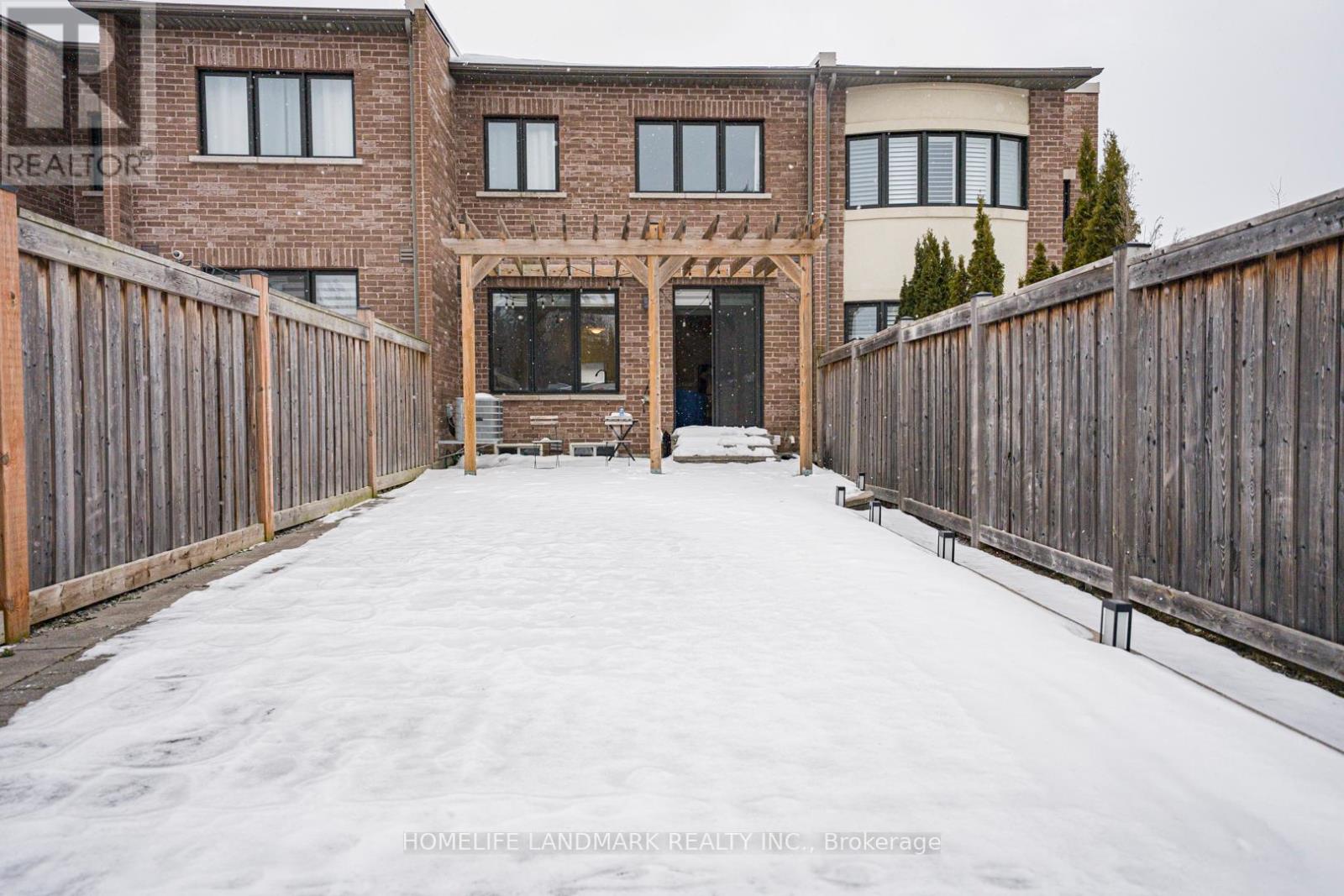 62 Helliwell Crescent, Richmond Hill, Ontario  L4E 1C7 - Photo 49 - N12938188