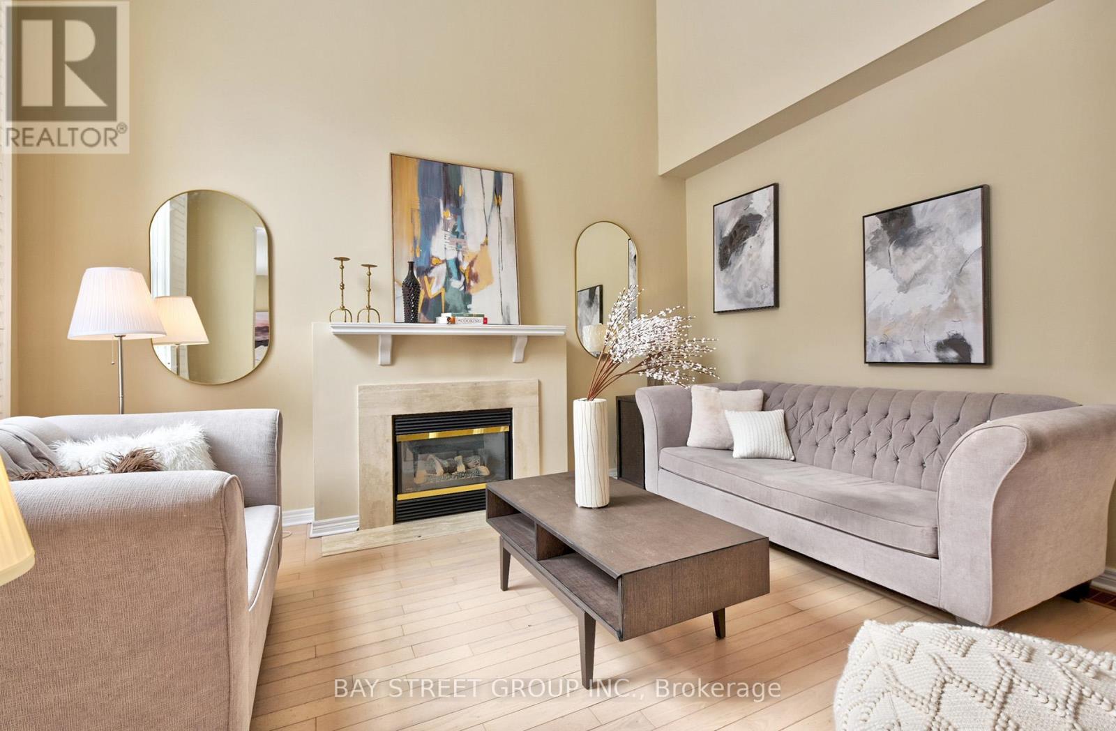 43 English Oak Drive, Richmond Hill, Ontario  L4E 3W2 - Photo 4 - N12938192