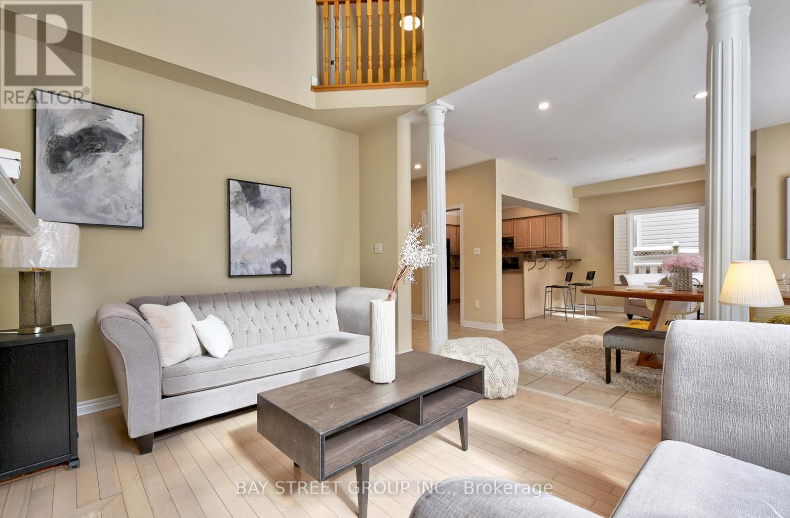 43 English Oak Drive, Richmond Hill, Ontario  L4E 3W2 - Photo 6 - N12938192