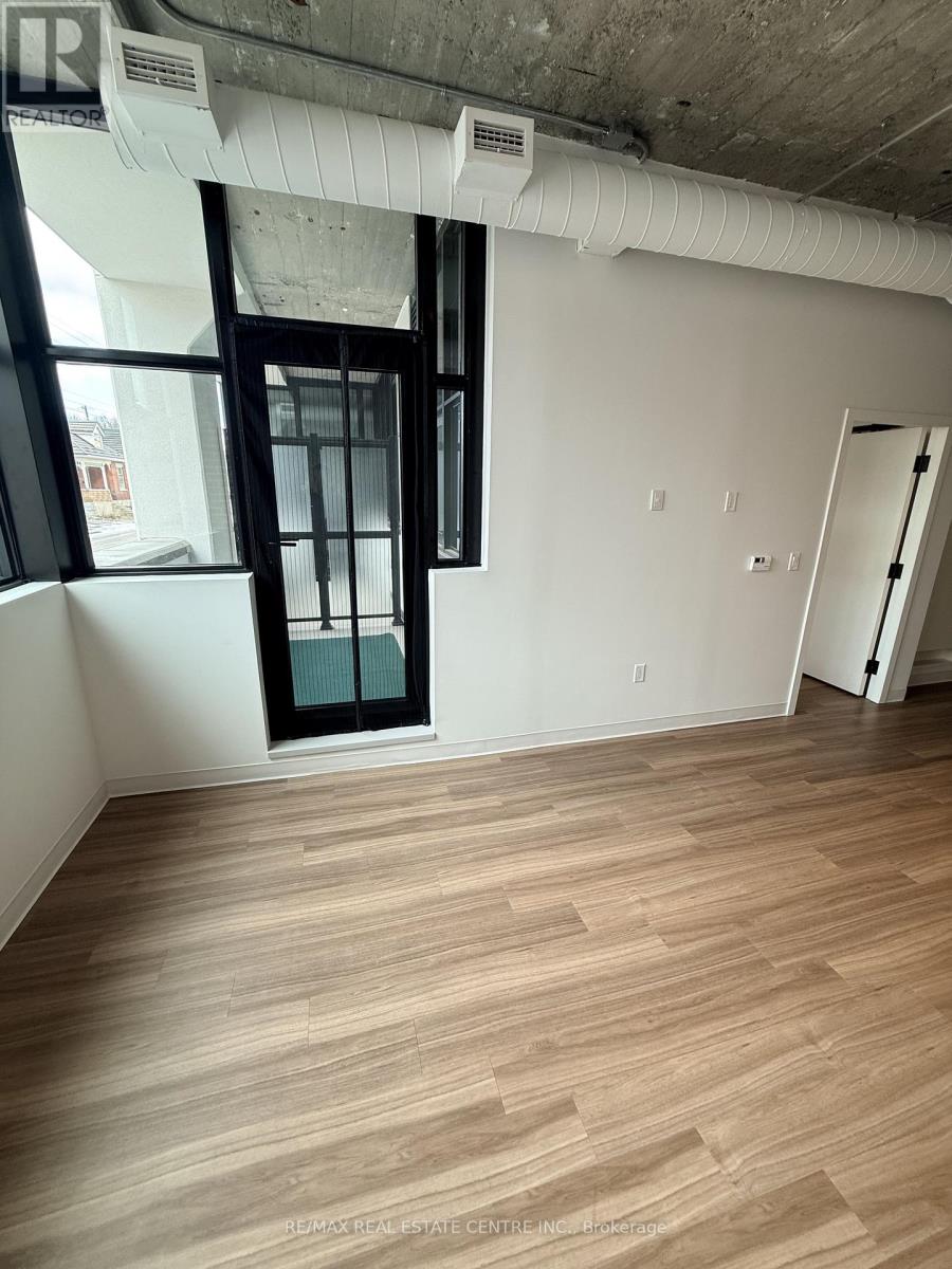 110 - 120 Huron Street, Guelph, Ontario  N1E 5L7 - Photo 18 - X12856728