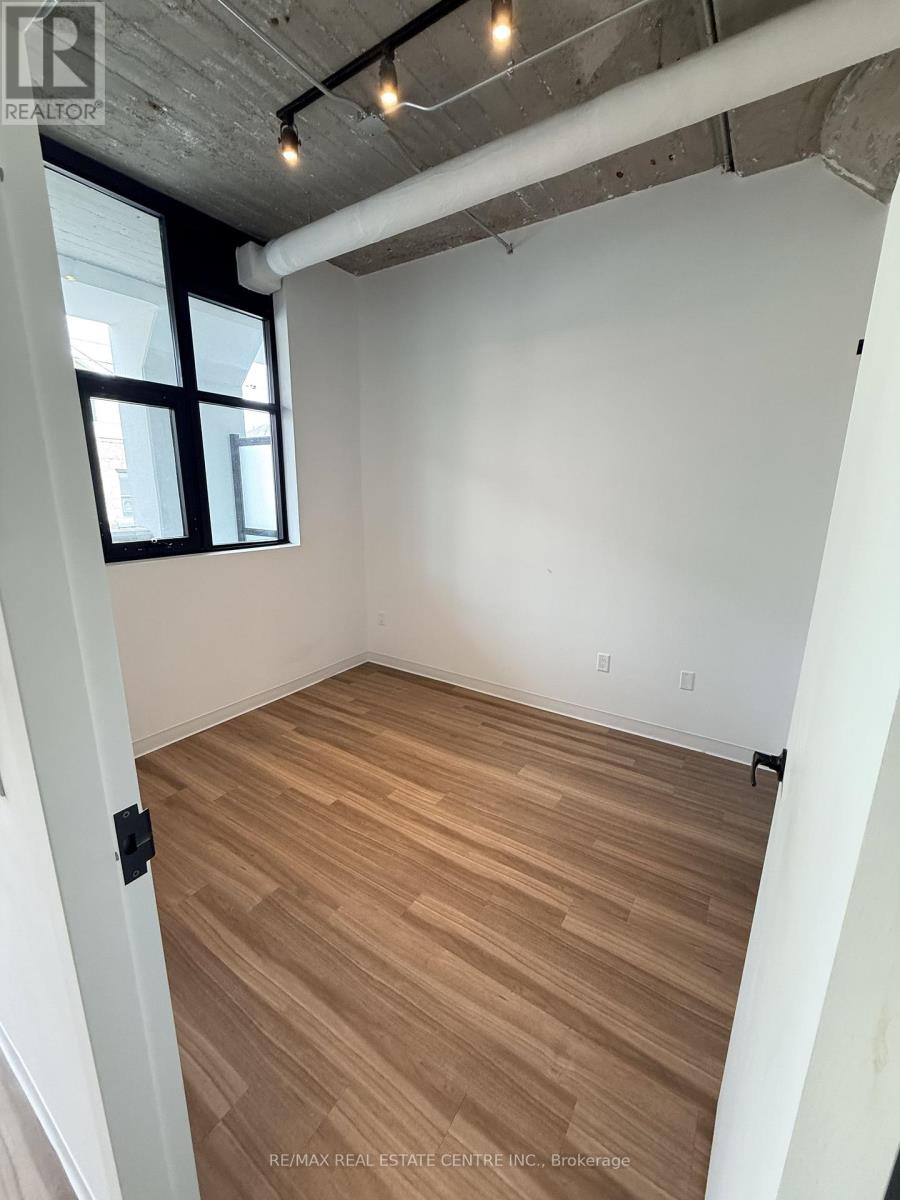 110 - 120 Huron Street, Guelph, Ontario  N1E 5L7 - Photo 9 - X12856728