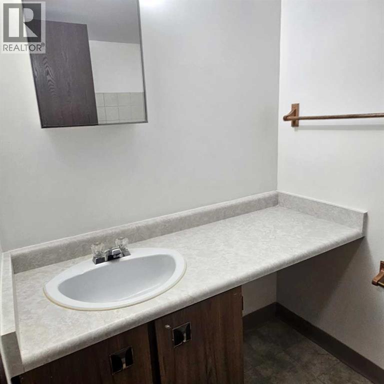 102, 1221b Westhaven Drive, Edson, Alberta  T7E 1P9 - Photo 23 - A2266161