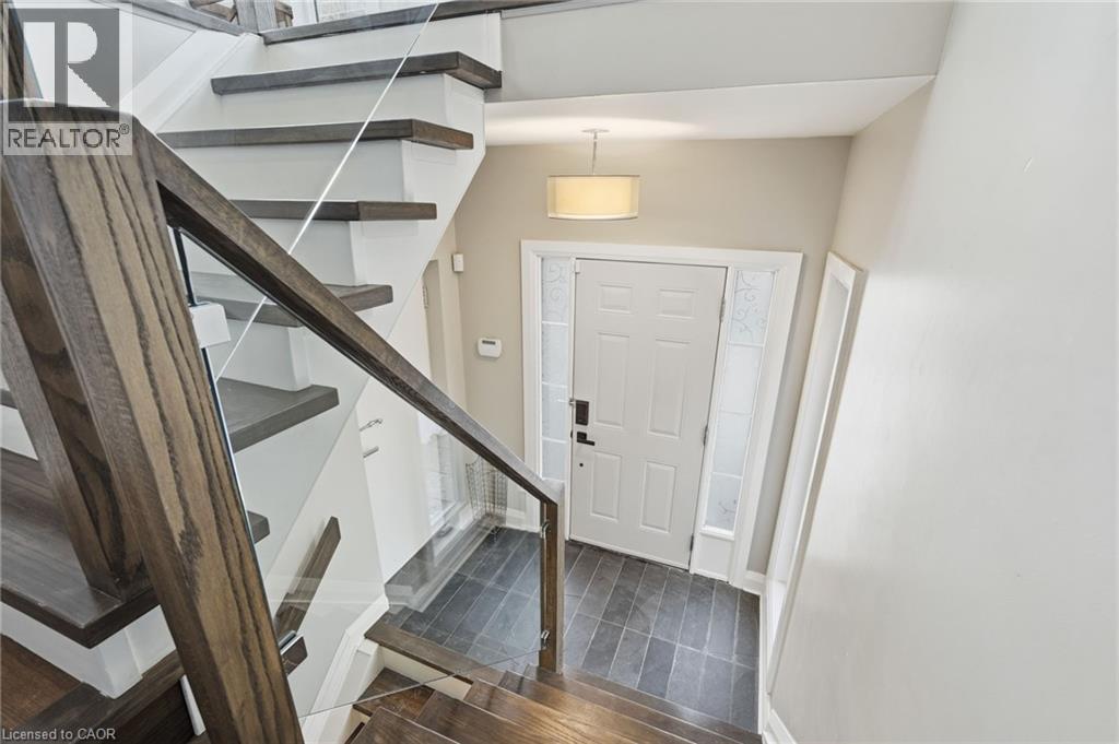 3230 New Street Unit# 3, Burlington, Ontario  L7N 1M8 - Photo 2 - 40800399