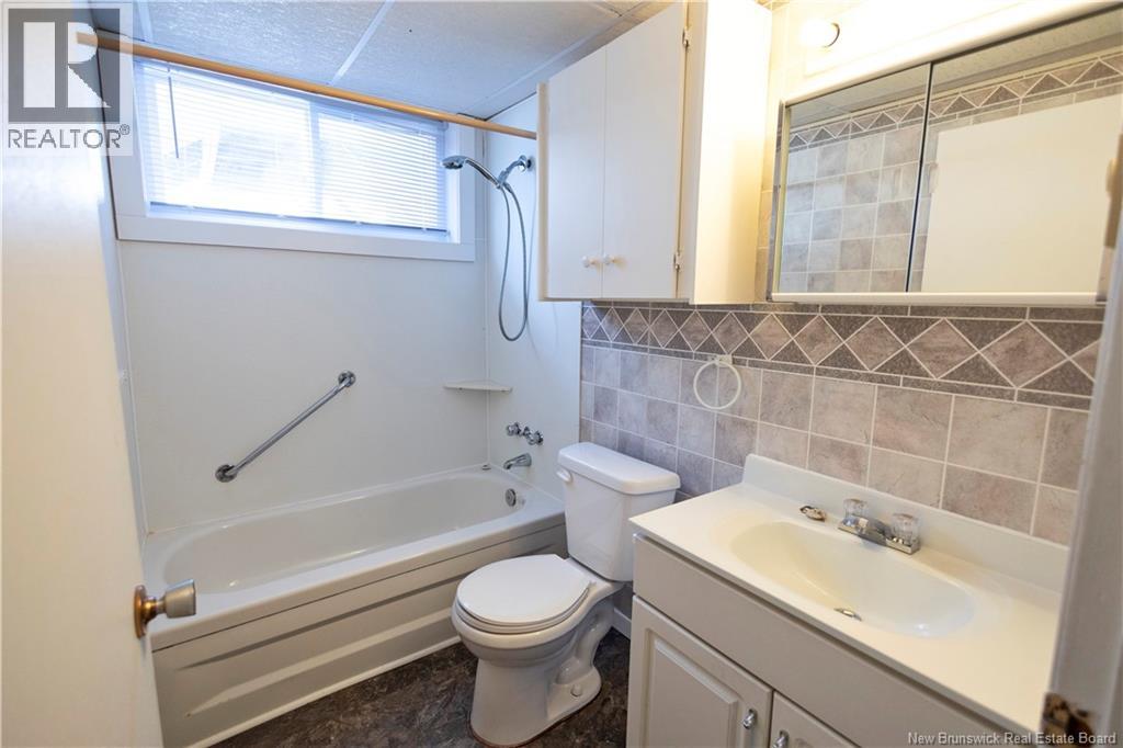 520 Everard H. Daigle Boulevard, Grand-Sault/grand Falls, New Brunswick  E3Z 2R4 - Photo 22 - NB135536