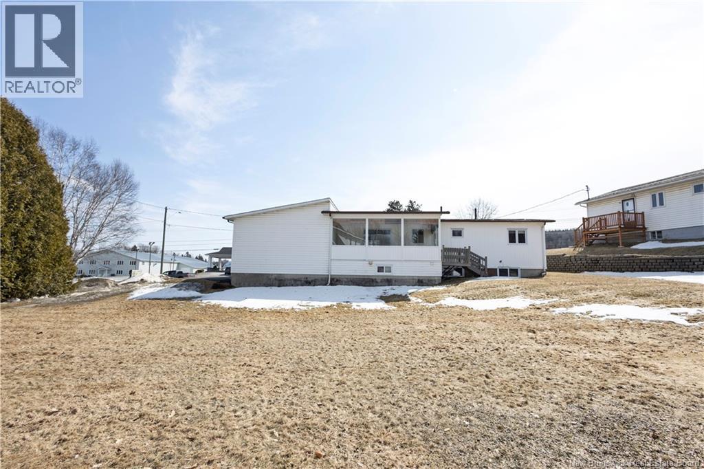 520 Everard H. Daigle Boulevard, Grand-Sault/grand Falls, New Brunswick  E3Z 2R4 - Photo 35 - NB135536