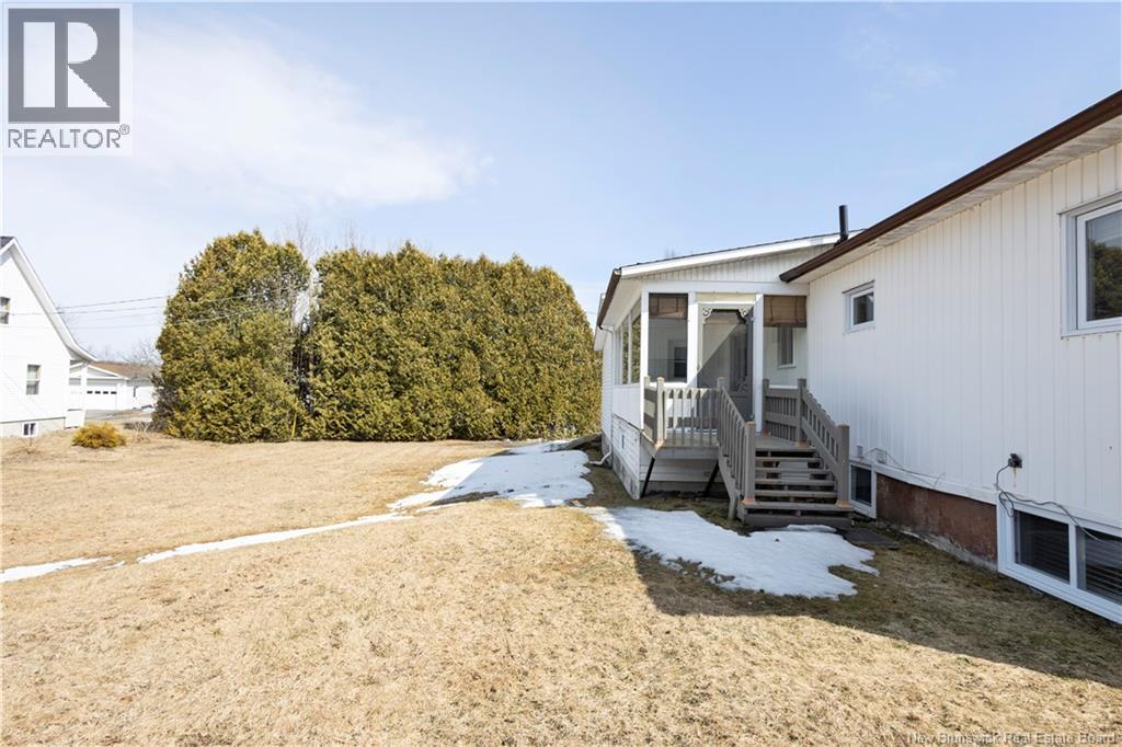 520 Everard H. Daigle Boulevard, Grand-Sault/grand Falls, New Brunswick  E3Z 2R4 - Photo 39 - NB135536