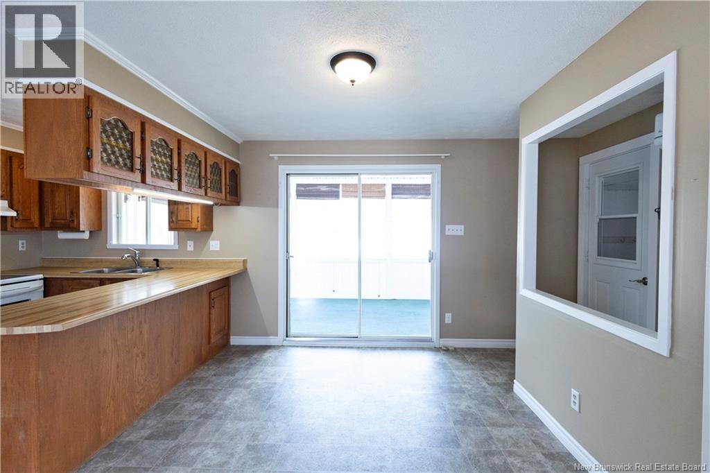 520 Everard H. Daigle Boulevard, Grand-Sault/grand Falls, New Brunswick  E3Z 2R4 - Photo 8 - NB135536