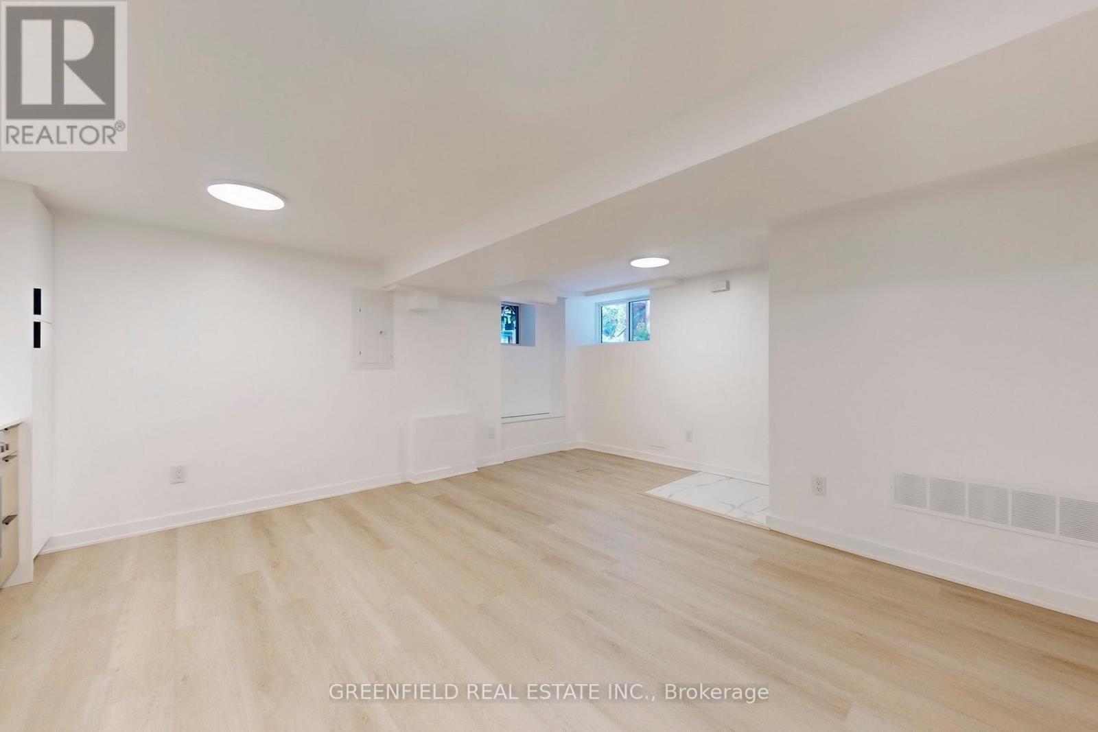 Lower Unit - 168 Pearson Avenue, Toronto, Ontario  M6R 1G5 - Photo 6 - W12938180