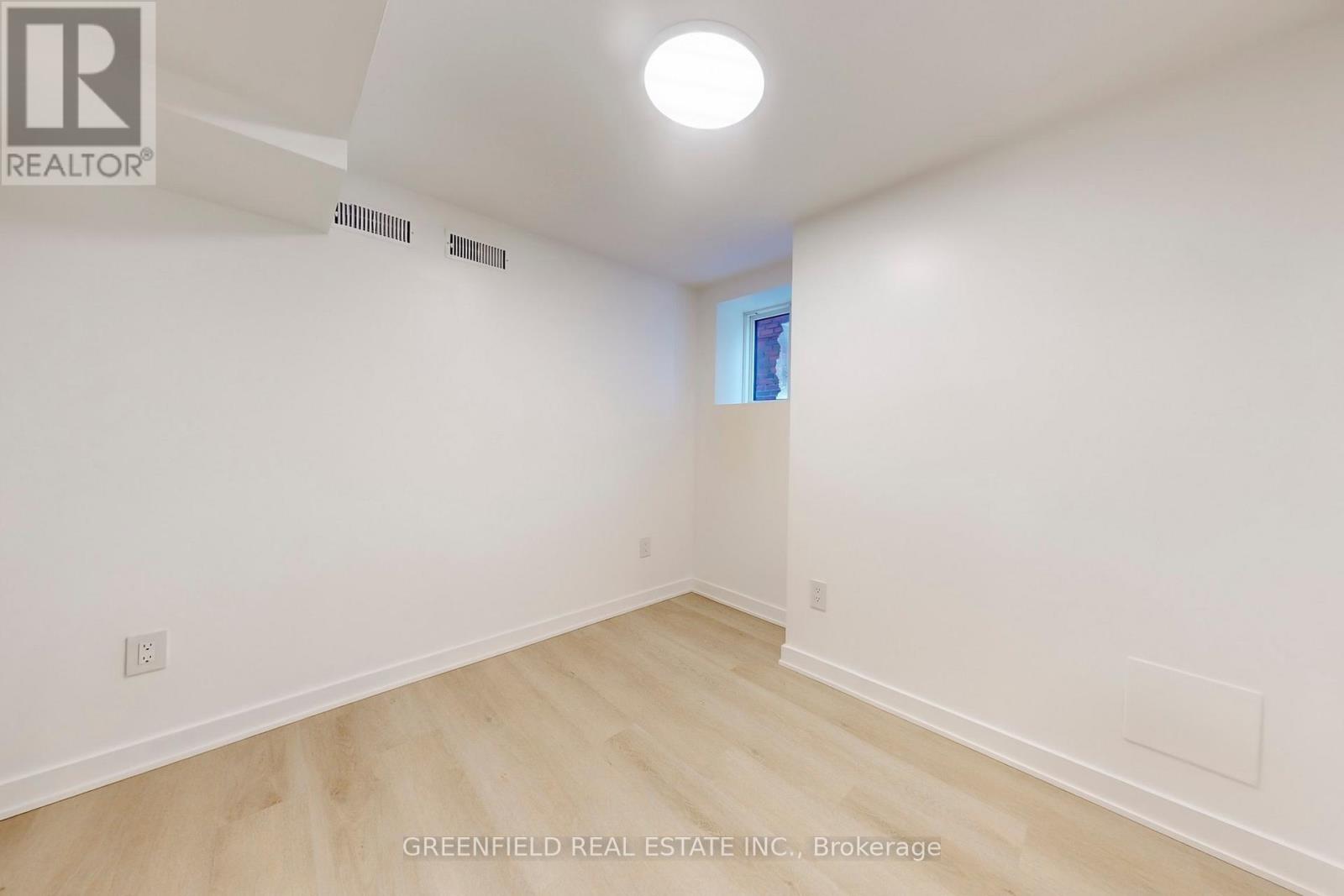 Lower Unit - 168 Pearson Avenue, Toronto, Ontario  M6R 1G5 - Photo 9 - W12938180