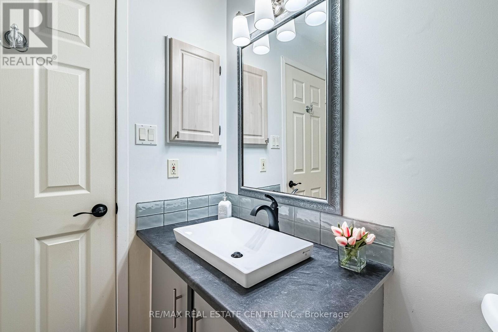 72 Malabar Crescent, Brampton, Ontario  L6S 3X8 - Photo 29 - W12938196