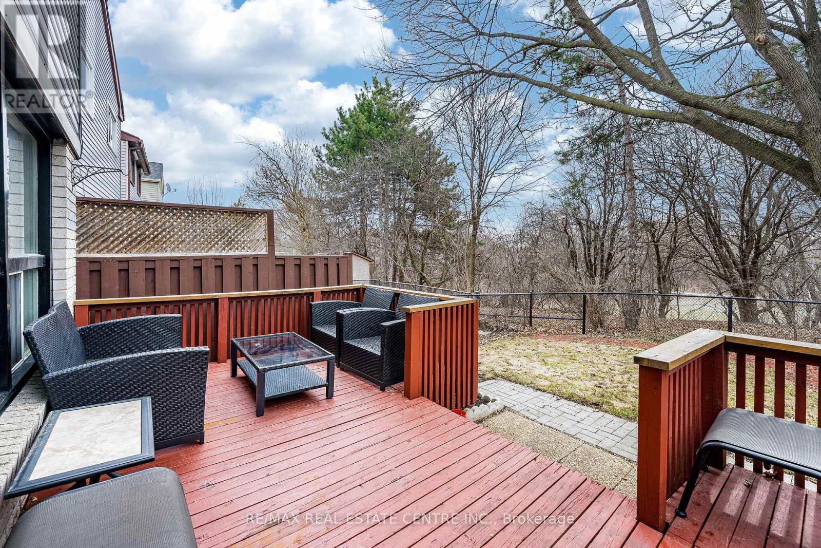 72 Malabar Crescent, Brampton, Ontario  L6S 3X8 - Photo 34 - W12938196