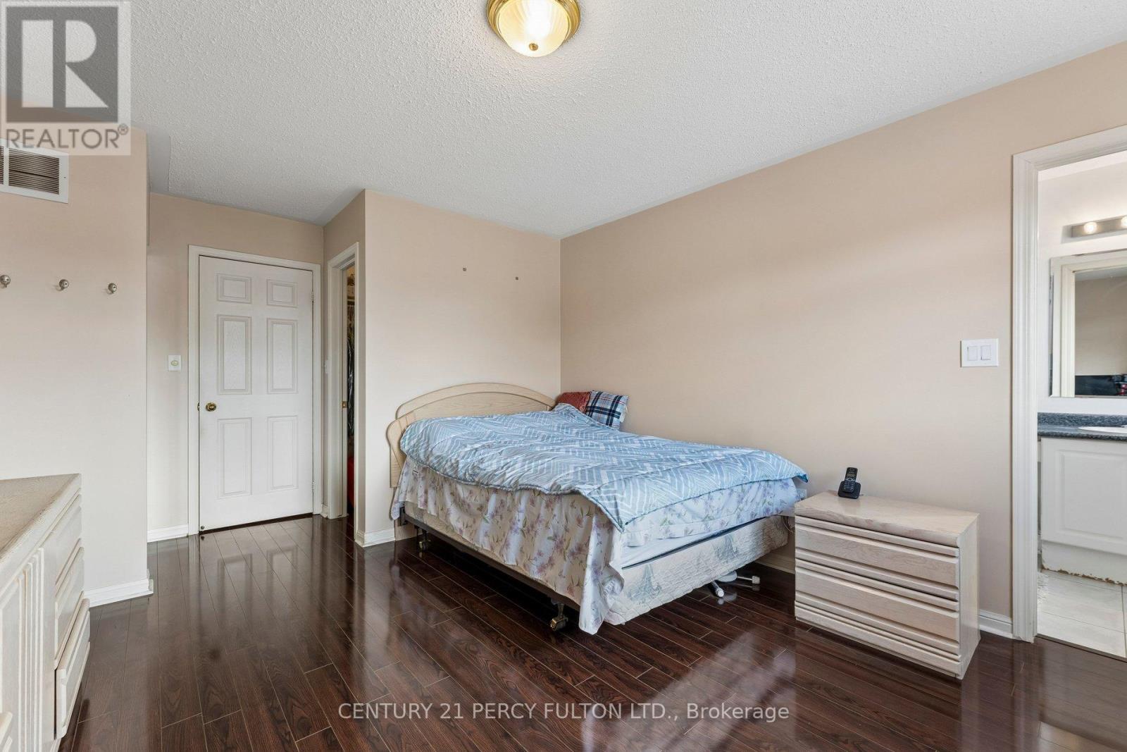 78 Herdwick Street, Brampton, Ontario  L6S 6M1 - Photo 21 - W12938200