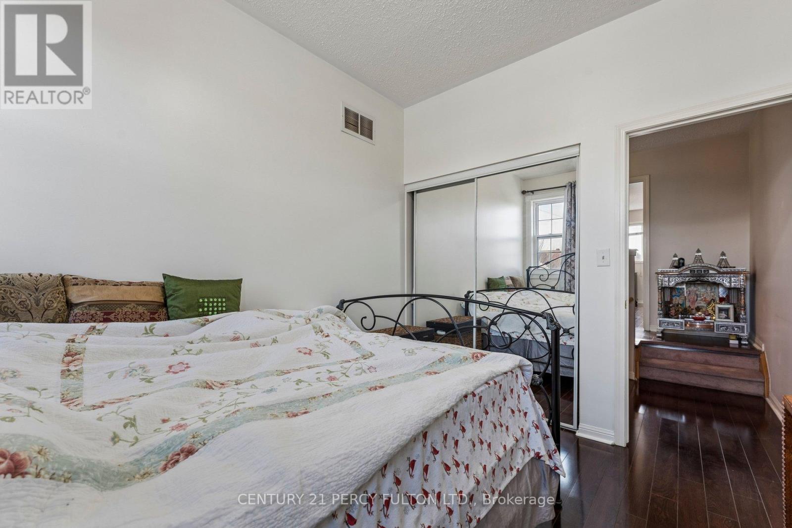 78 Herdwick Street, Brampton, Ontario  L6S 6M1 - Photo 24 - W12938200