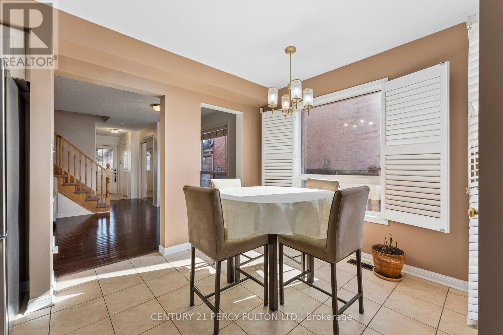 78 Herdwick Street, Brampton, Ontario  L6S 6M1 - Photo 8 - W12938200