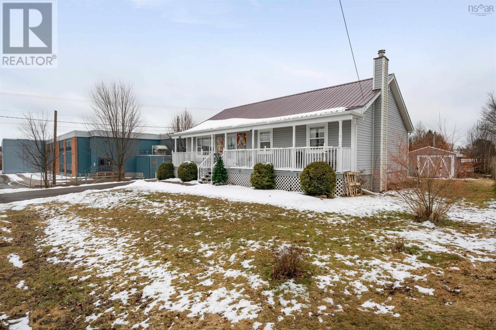 176 Pearl Street, River Hebert, Nova Scotia  B0L 1G0 - Photo 2 - 202605837