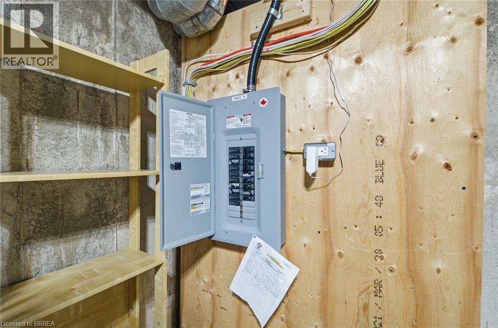 25 Hammond Road, Brantford, Ontario  N3T 5L4 - Photo 40 - 40810433