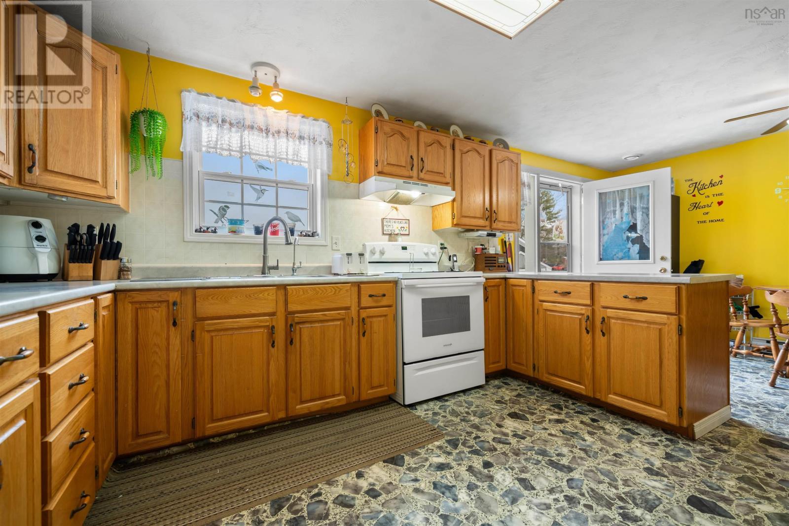 176 Pearl Street, River Hebert, Nova Scotia  B0L 1G0 - Photo 24 - 202605837