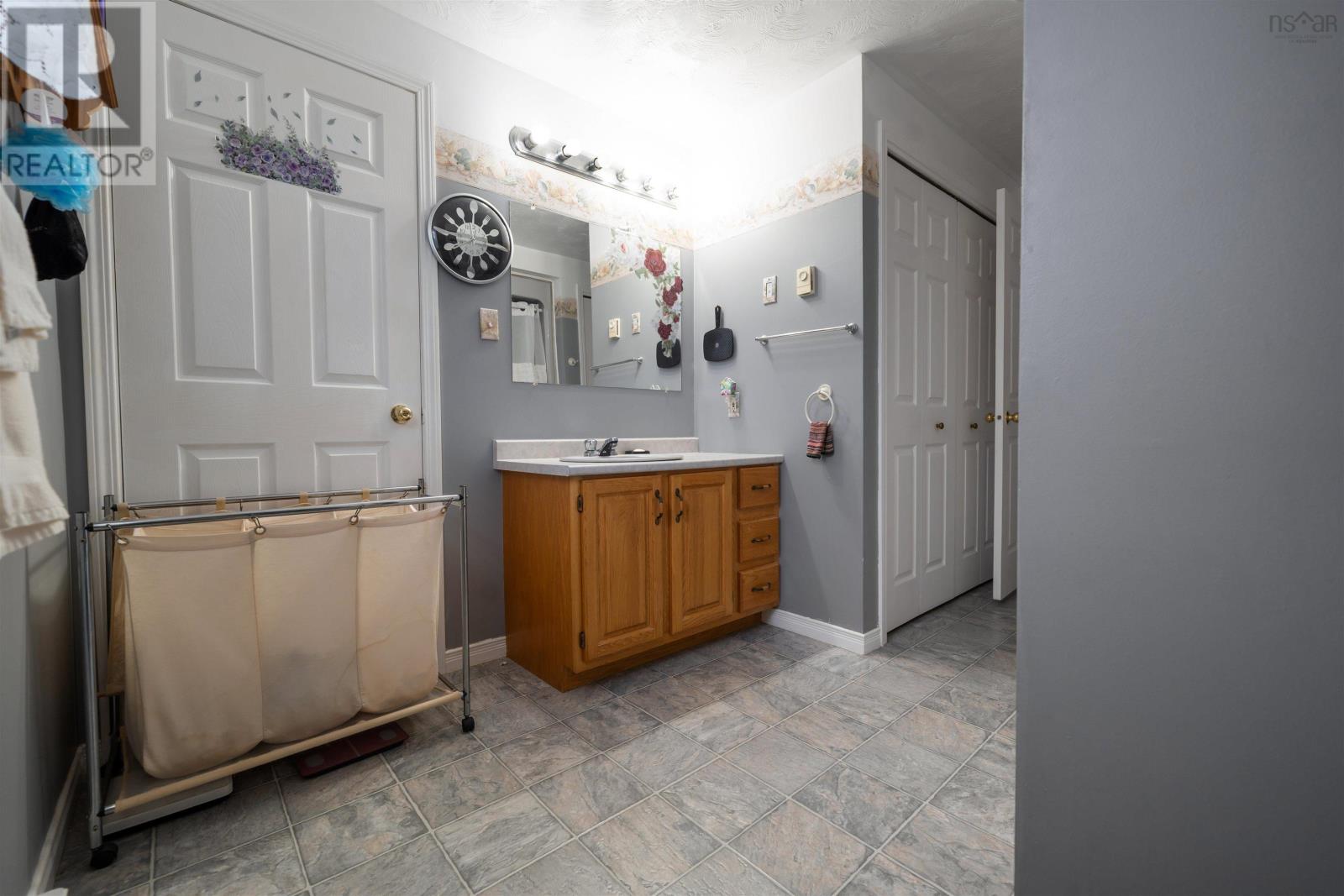 176 Pearl Street, River Hebert, Nova Scotia  B0L 1G0 - Photo 31 - 202605837