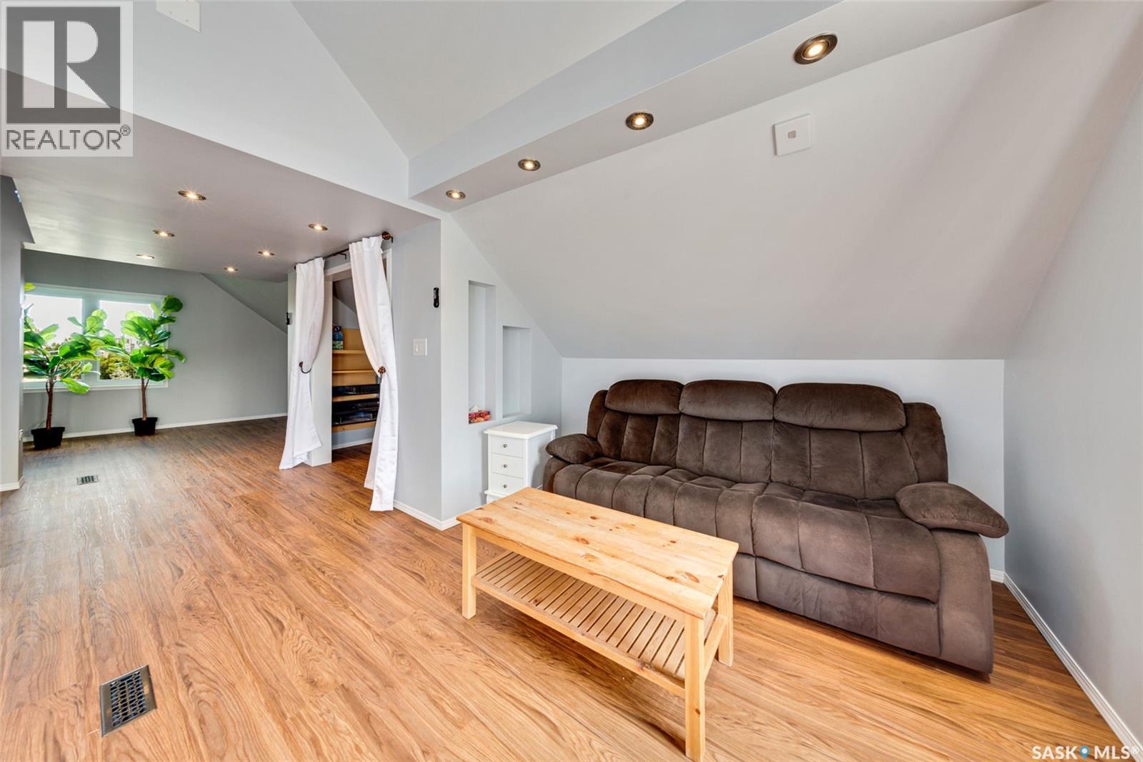 518 12th Street E, Saskatoon, Saskatchewan  S7N 0H2 - Photo 34 - SK031687