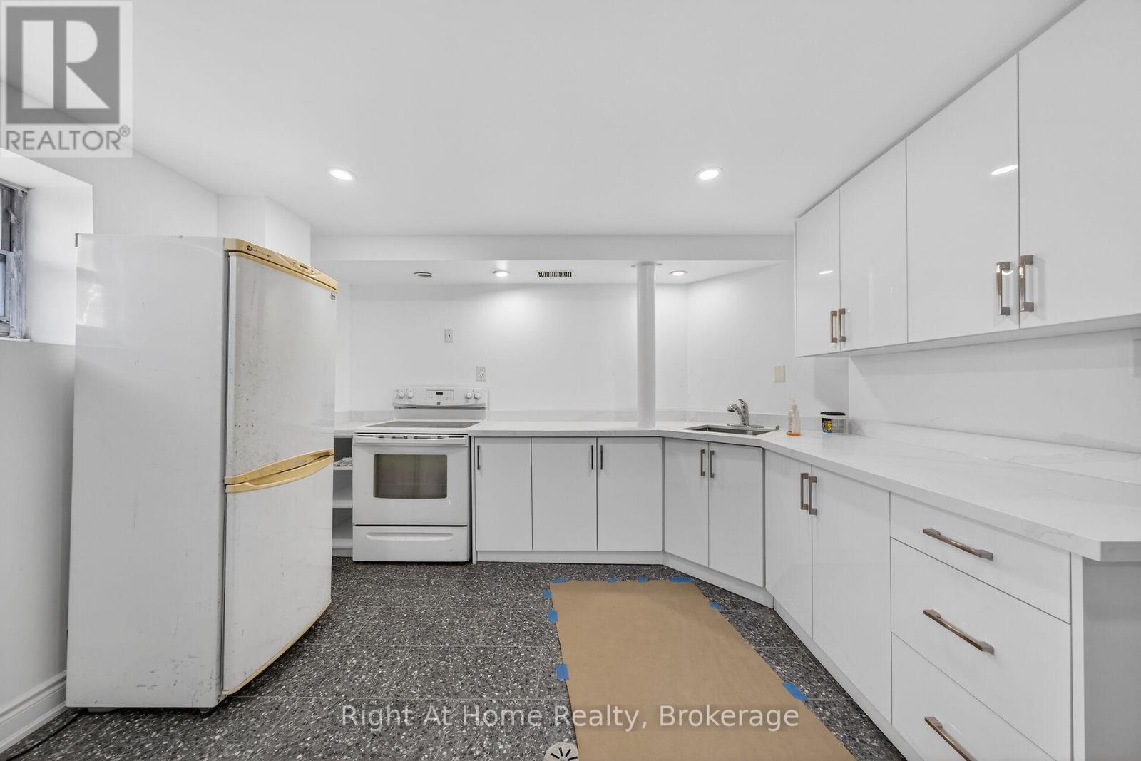 50 Earl Street, Hamilton, Ontario  L8L 6L2 - Photo 31 - X12938224