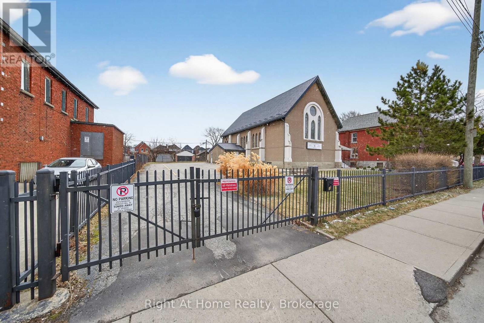 50 Earl Street, Hamilton, Ontario  L8L 6L2 - Photo 7 - X12938224