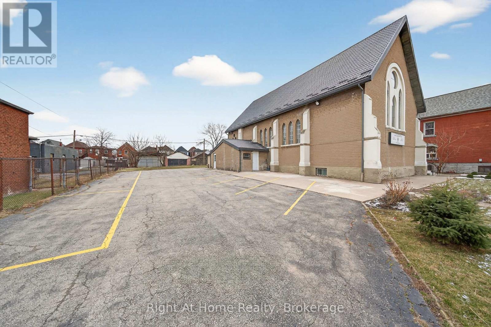 50 Earl Street, Hamilton, Ontario  L8L 6L2 - Photo 8 - X12938224