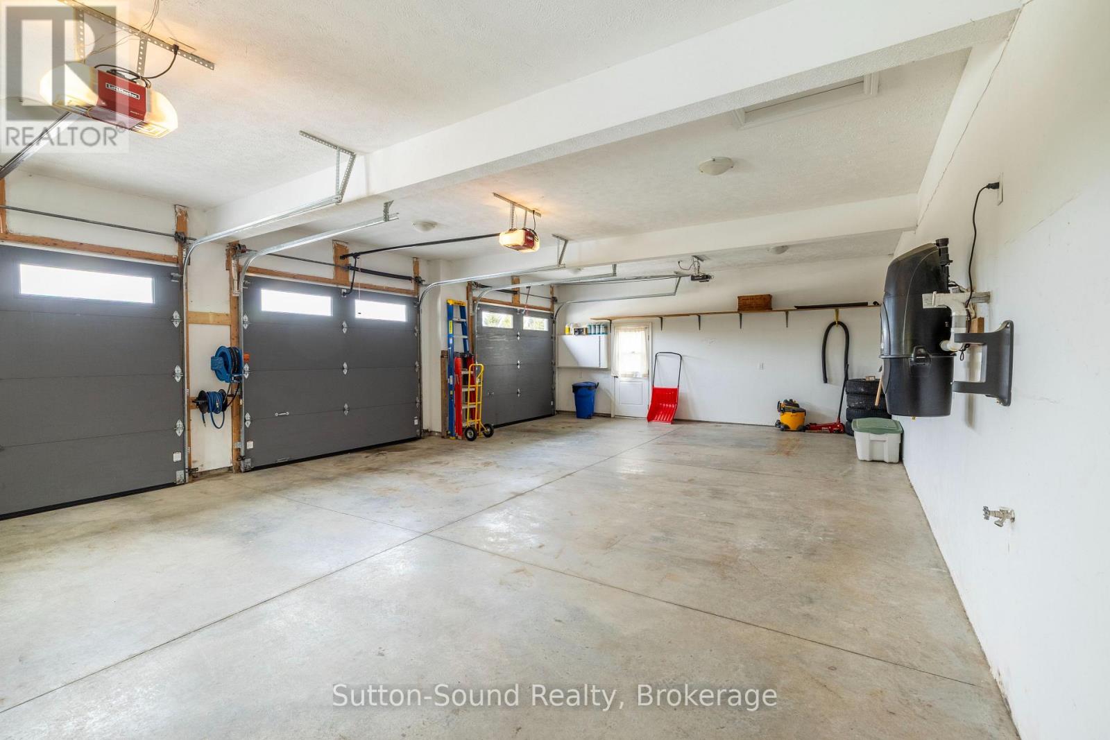 202 Meredith Way, Chatsworth, Ontario  N0H 1G0 - Photo 31 - X12938242