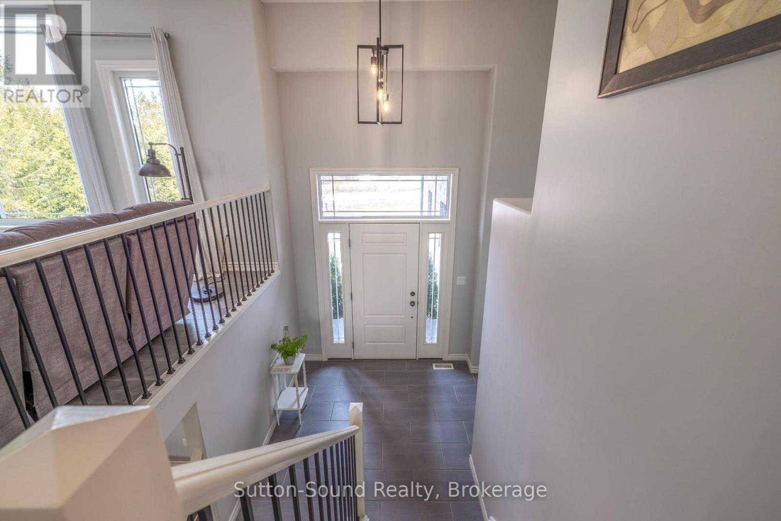 202 Meredith Way, Chatsworth, Ontario  N0H 1G0 - Photo 5 - X12938242