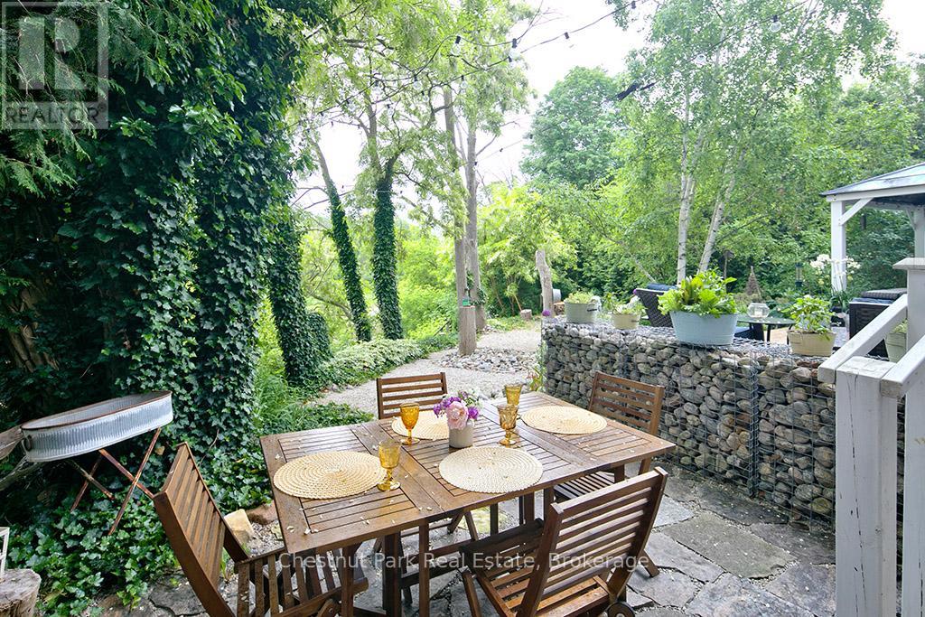 114 Clark Street, Blue Mountains, Ontario  N0H 1J0 - Photo 27 - X12938276