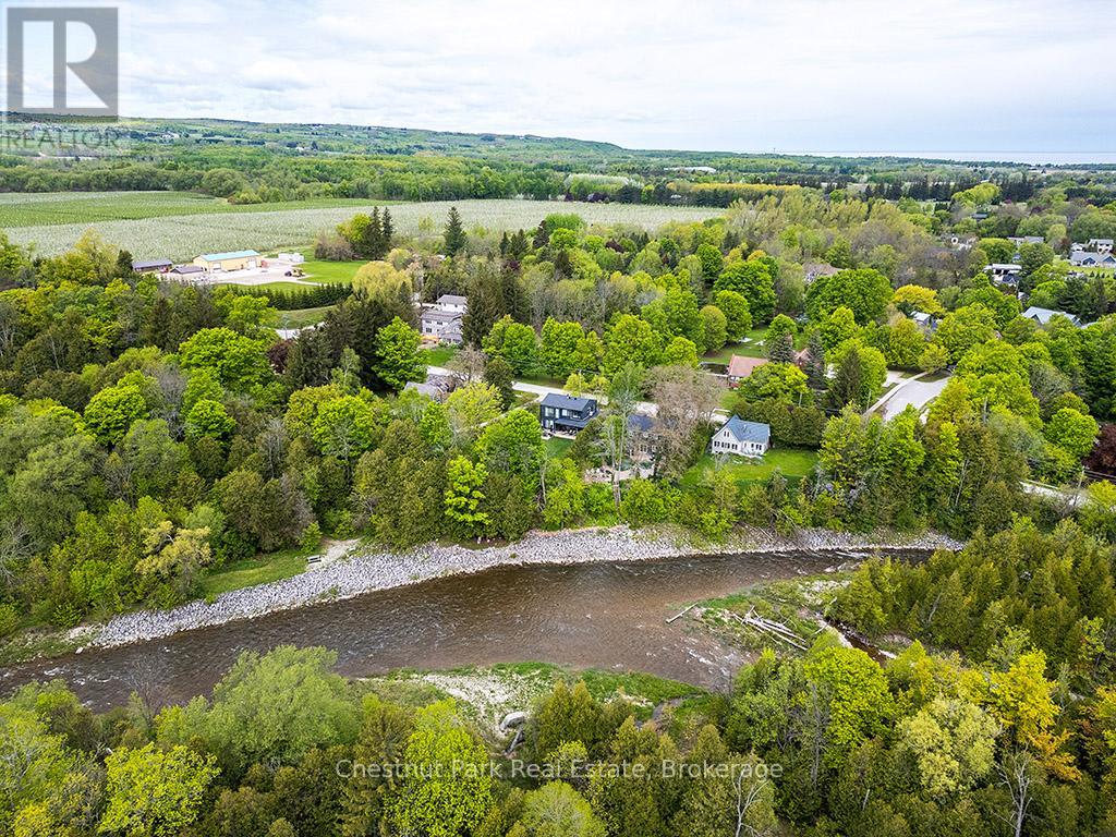 114 Clark Street, Blue Mountains, Ontario  N0H 1J0 - Photo 41 - X12938276