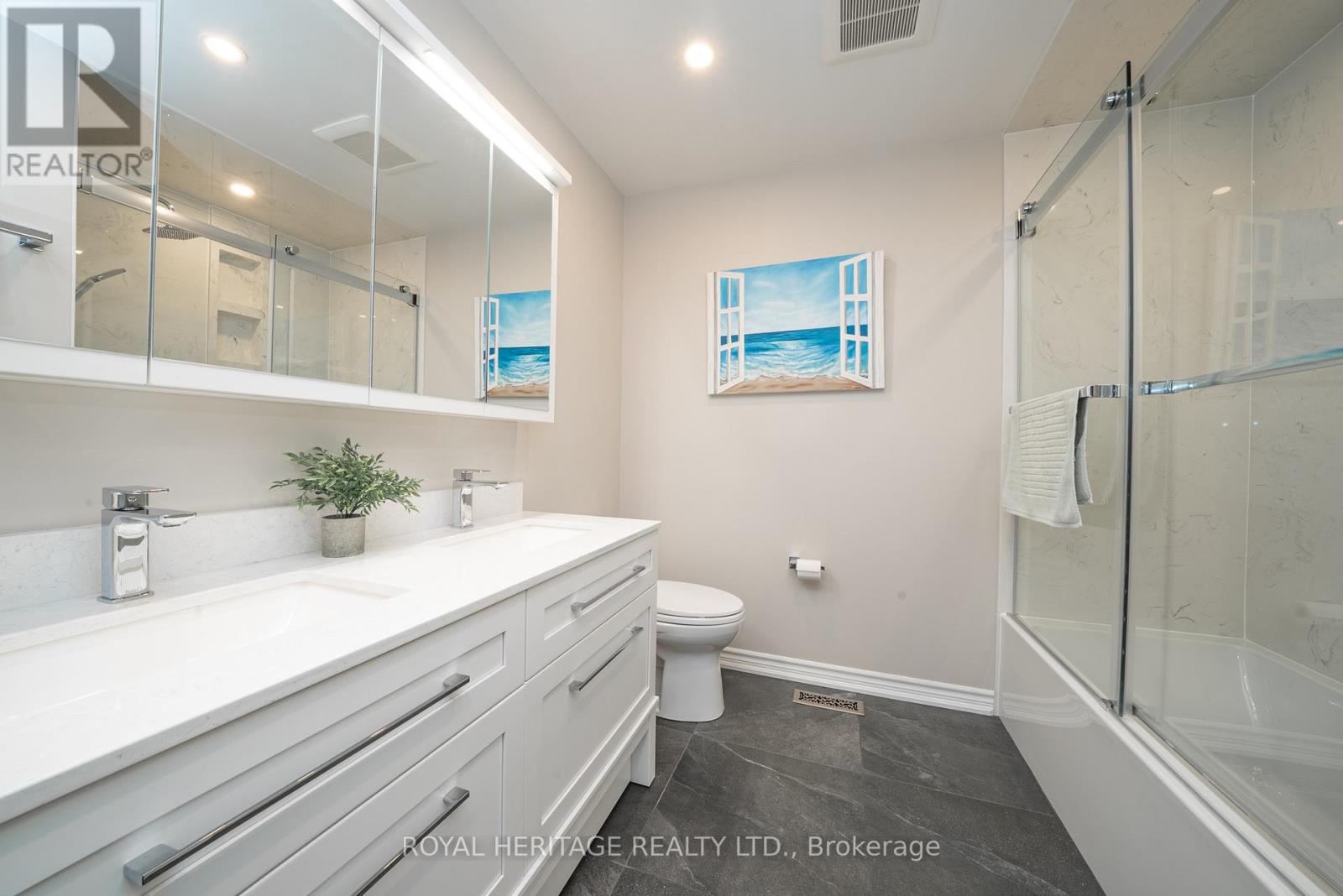 201 - 10 Bassett Boulevard, Whitby, Ontario L1N 9C8 - Photo 21 - E12938210