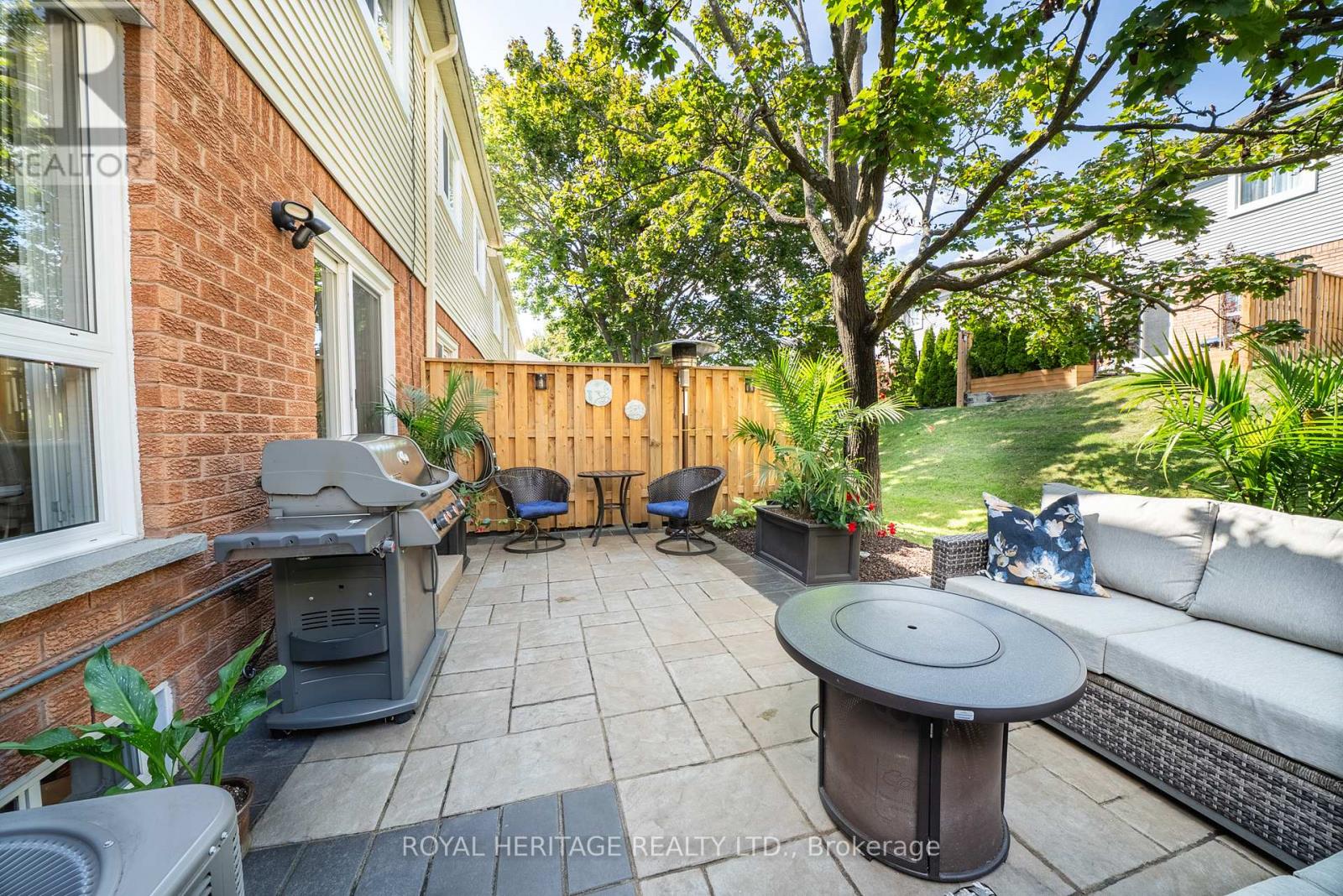 201 - 10 Bassett Boulevard, Whitby, Ontario L1N 9C8 - Photo 29 - E12938210