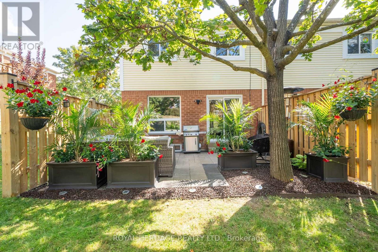 201 - 10 Bassett Boulevard, Whitby, Ontario L1N 9C8 - Photo 30 - E12938210