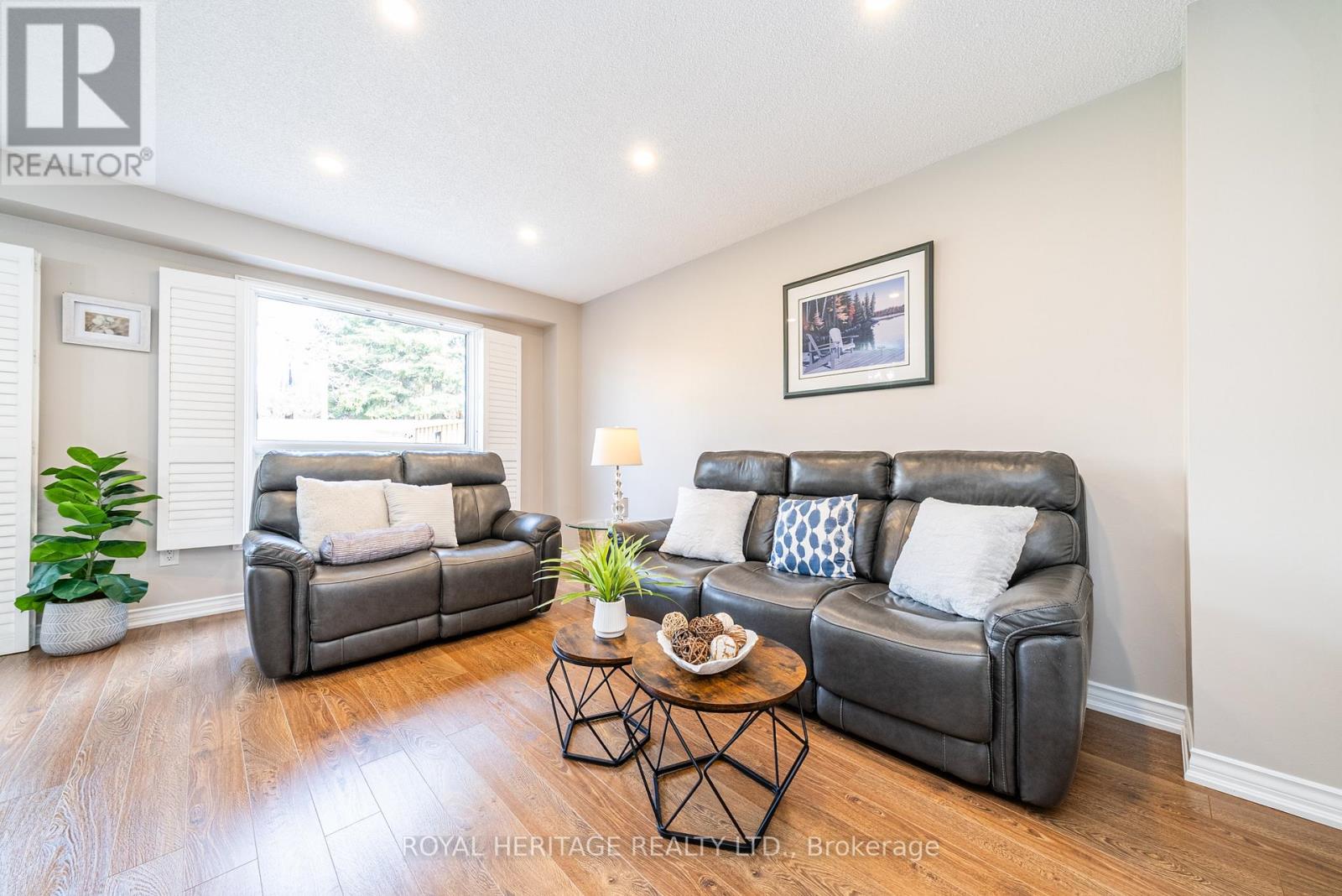 201 - 10 Bassett Boulevard, Whitby, Ontario L1N 9C8 - Photo 6 - E12938210