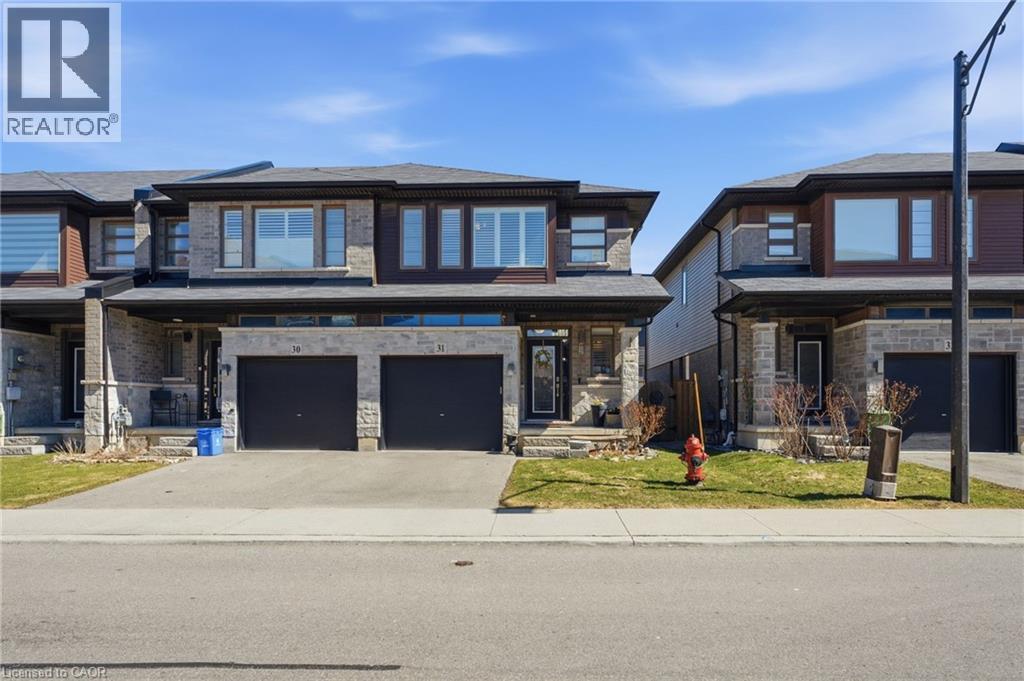 30 TIMES SQUARE Boulevard Unit# 31, Hamilton, Ontario