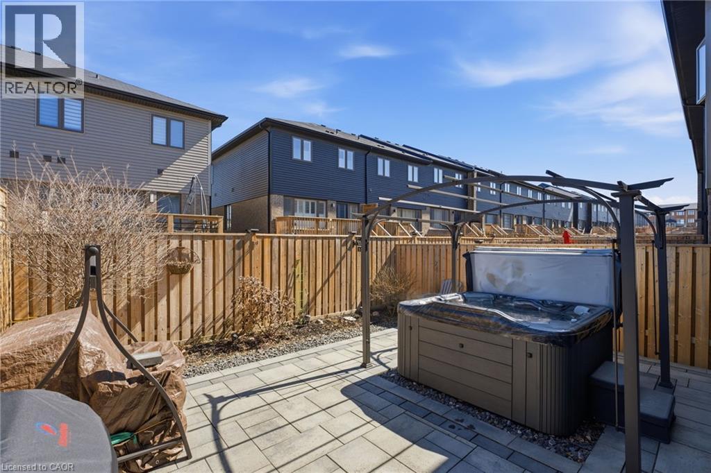 30 Times Square Boulevard Unit# 31, Hamilton, Ontario  L8J 0L8 - Photo 24 - 40816255