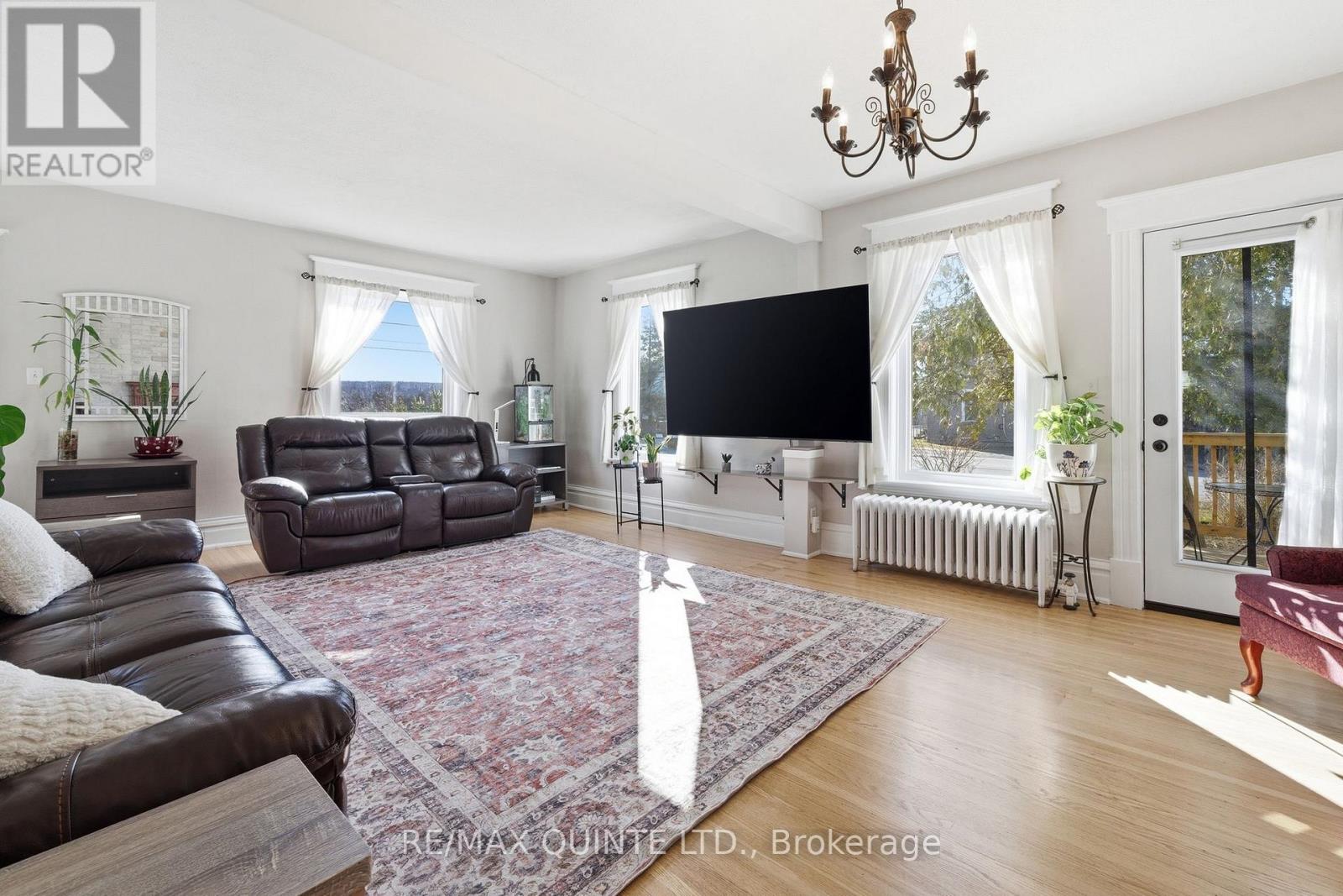 39 Trent Street N, Quinte West, Ontario  K0K 2C0 - Photo 11 - X12938310