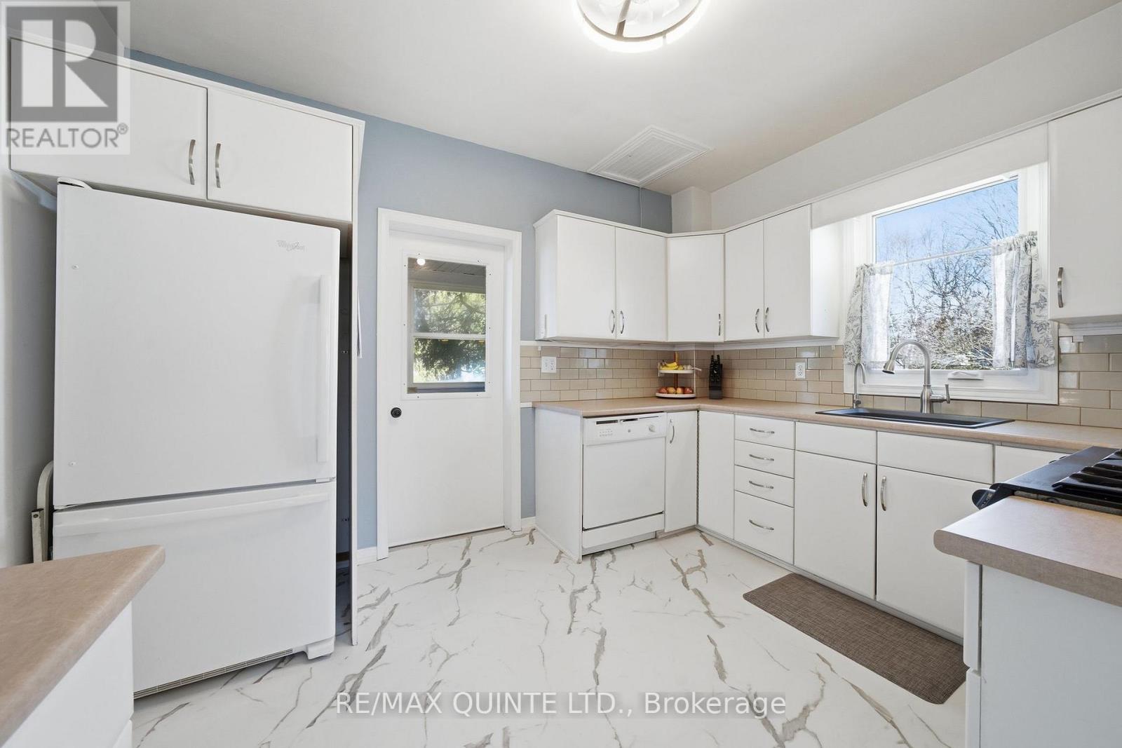 39 Trent Street N, Quinte West, Ontario  K0K 2C0 - Photo 15 - X12938310