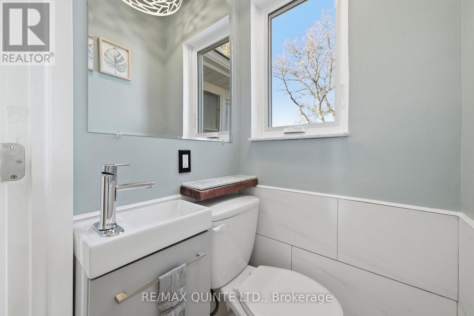 39 Trent Street N, Quinte West, Ontario  K0K 2C0 - Photo 17 - X12938310