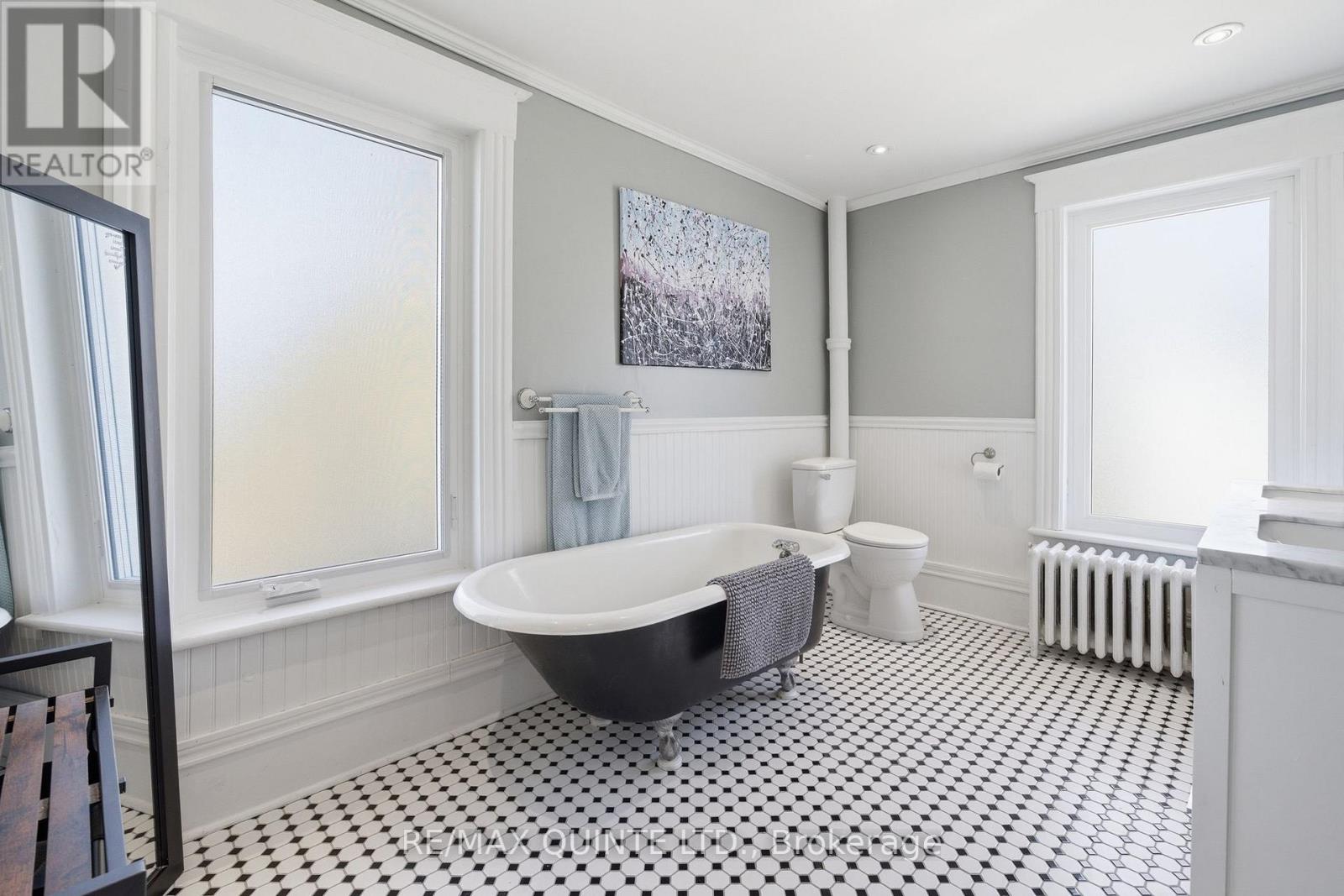 39 Trent Street N, Quinte West, Ontario  K0K 2C0 - Photo 27 - X12938310