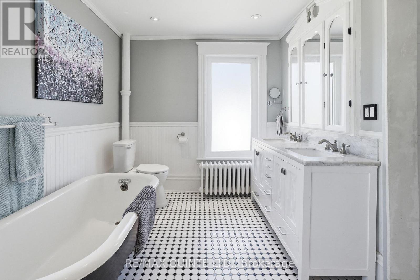 39 Trent Street N, Quinte West, Ontario  K0K 2C0 - Photo 31 - X12938310