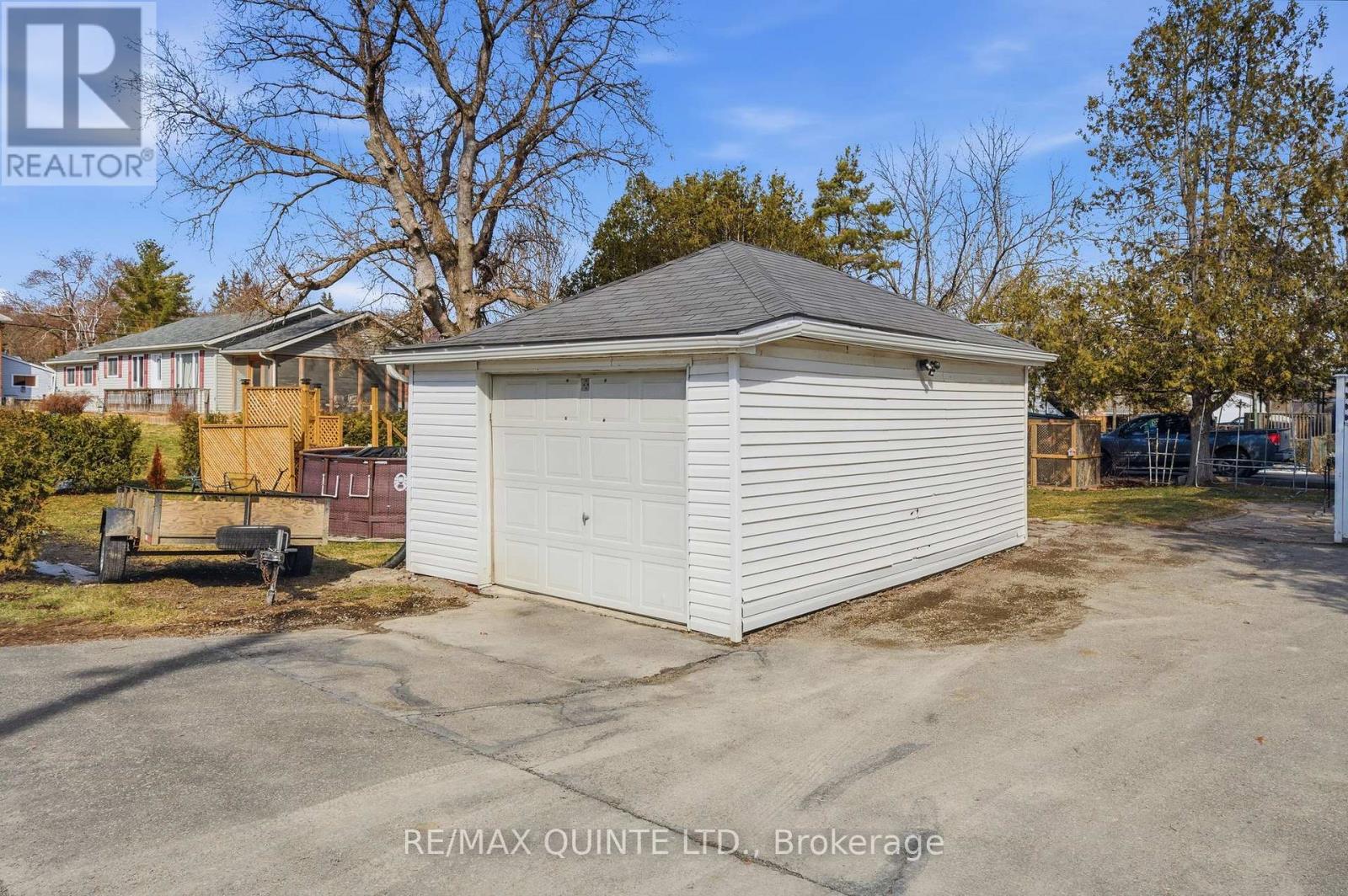 39 Trent Street N, Quinte West, Ontario  K0K 2C0 - Photo 50 - X12938310