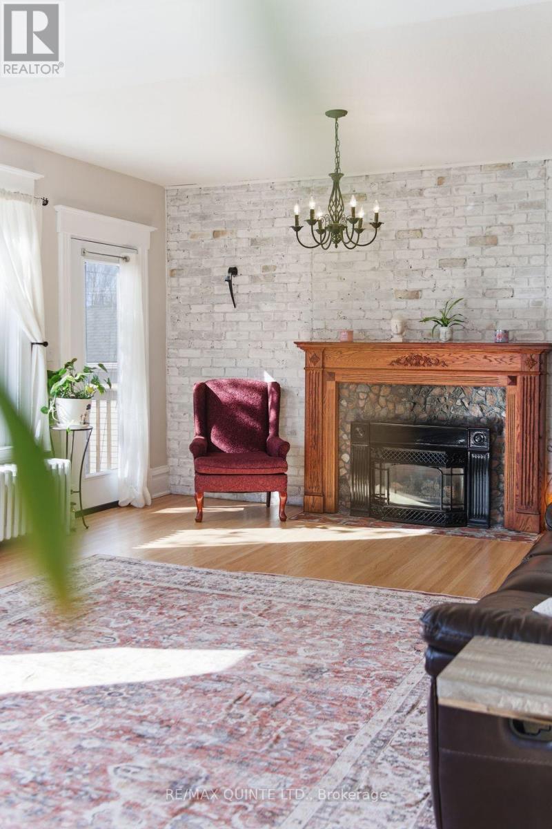 39 Trent Street N, Quinte West, Ontario  K0K 2C0 - Photo 7 - X12938310