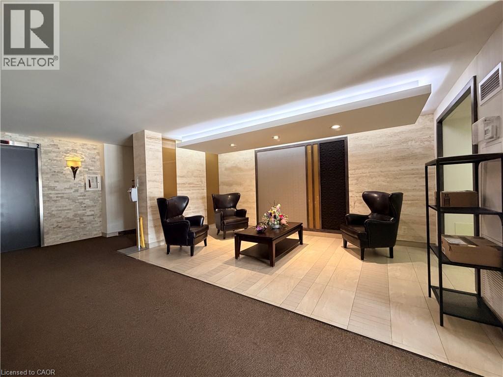 1415 Ghent Avenue Unit# 705, Burlington, Ontario  L7S 1X4 - Photo 4 - 40815875