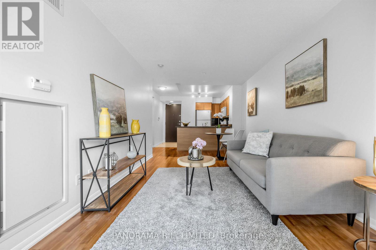 306 - 231 Fort York Boulevard, Toronto, Ontario  M5V 1B2 - Photo 4 - C12938254