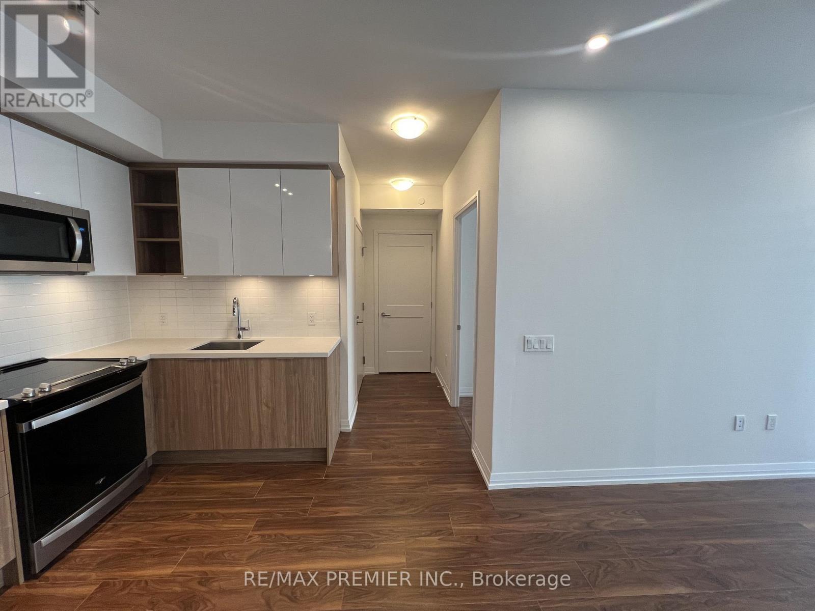 920 - 50 Dunfield Avenue, Toronto, Ontario  M4S 0E4 - Photo 8 - C12938264