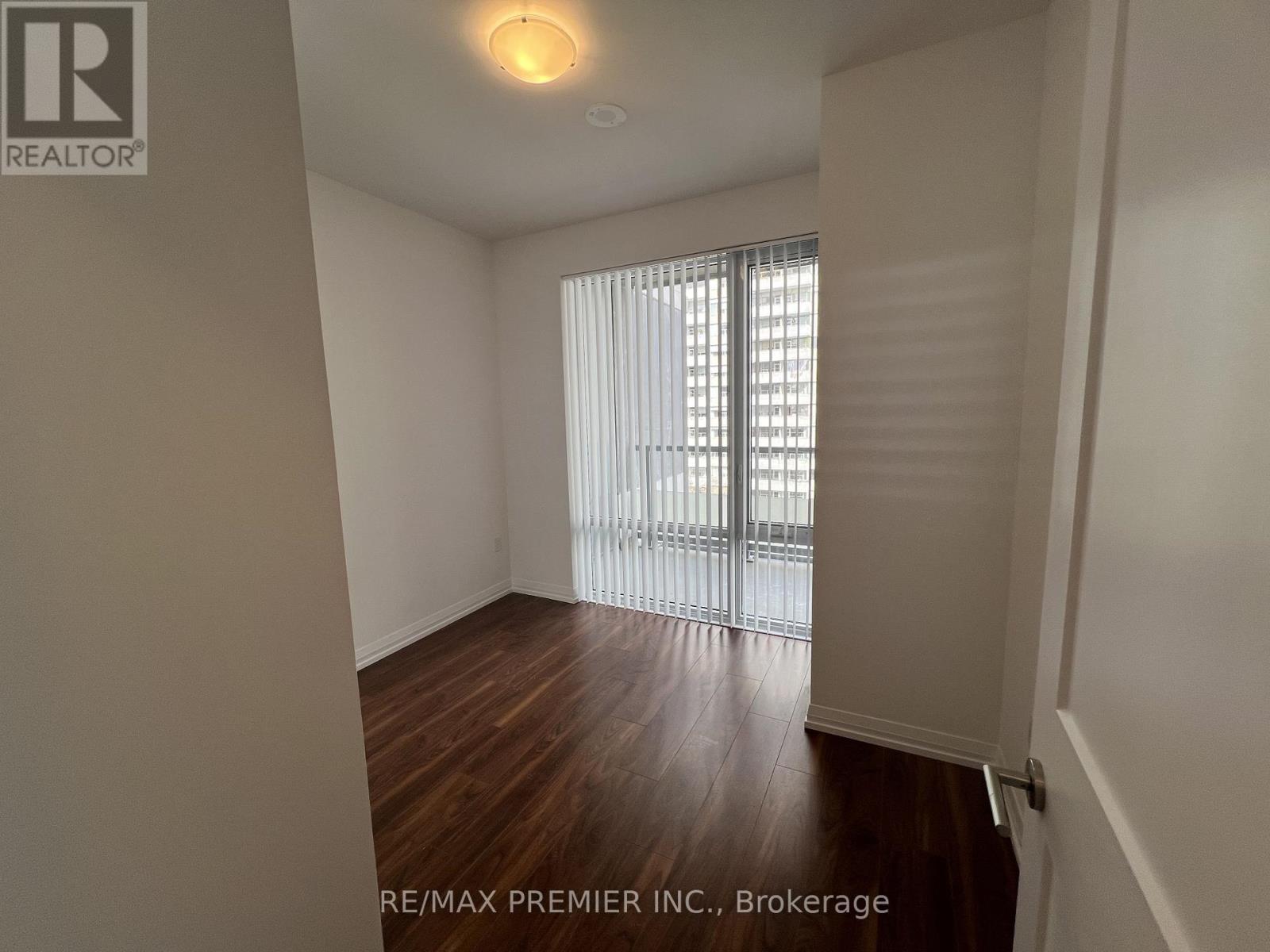 920 - 50 Dunfield Avenue, Toronto, Ontario  M4S 0E4 - Photo 9 - C12938264